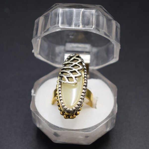 Ladies Ring