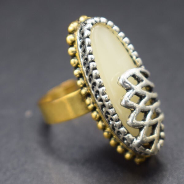 Ladies Ring - Image 3