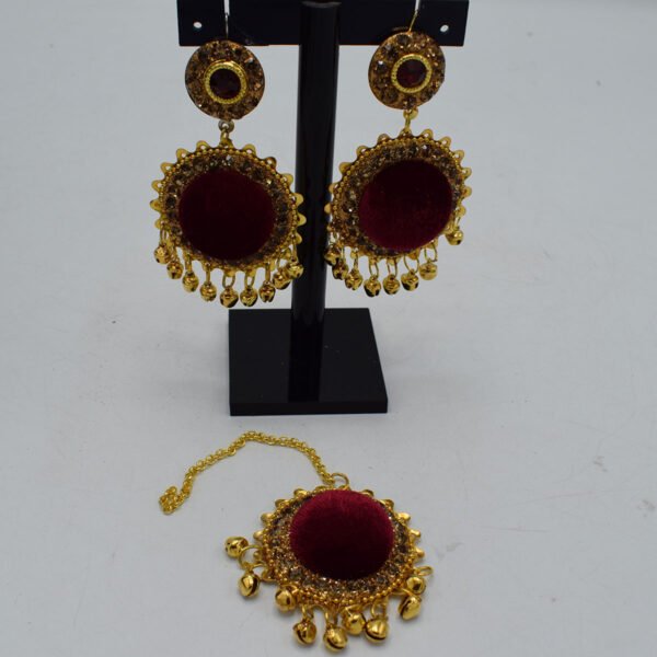 Velvet Ear Rings with Bindia