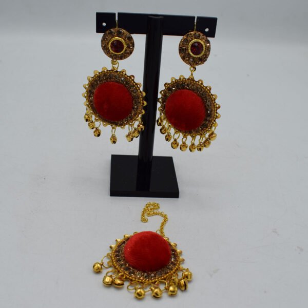 Velvet Ear Rings with Bindia