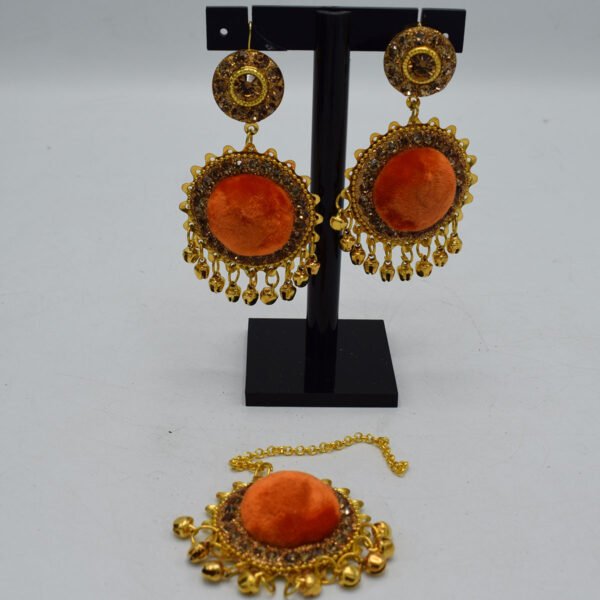 Velvet Ear Rings with Bindia