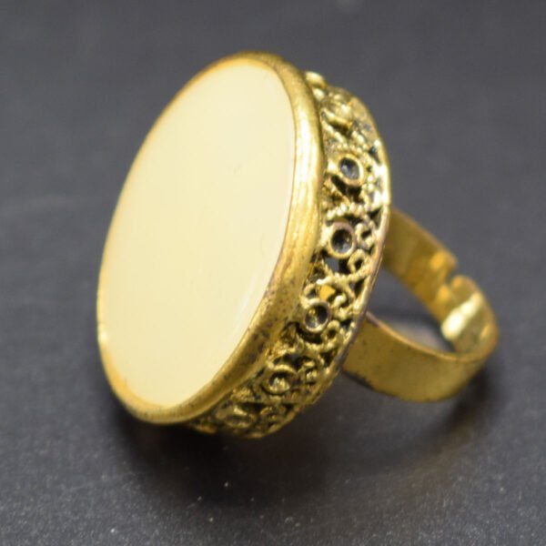 Ladies Ring - Image 2