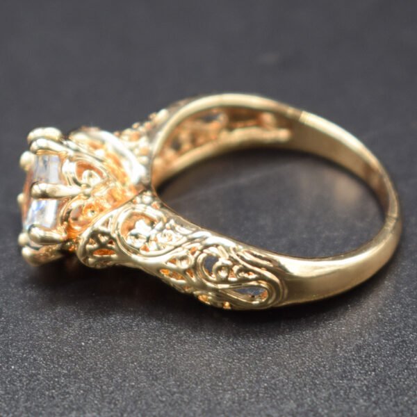 Ladies Ring - Image 2